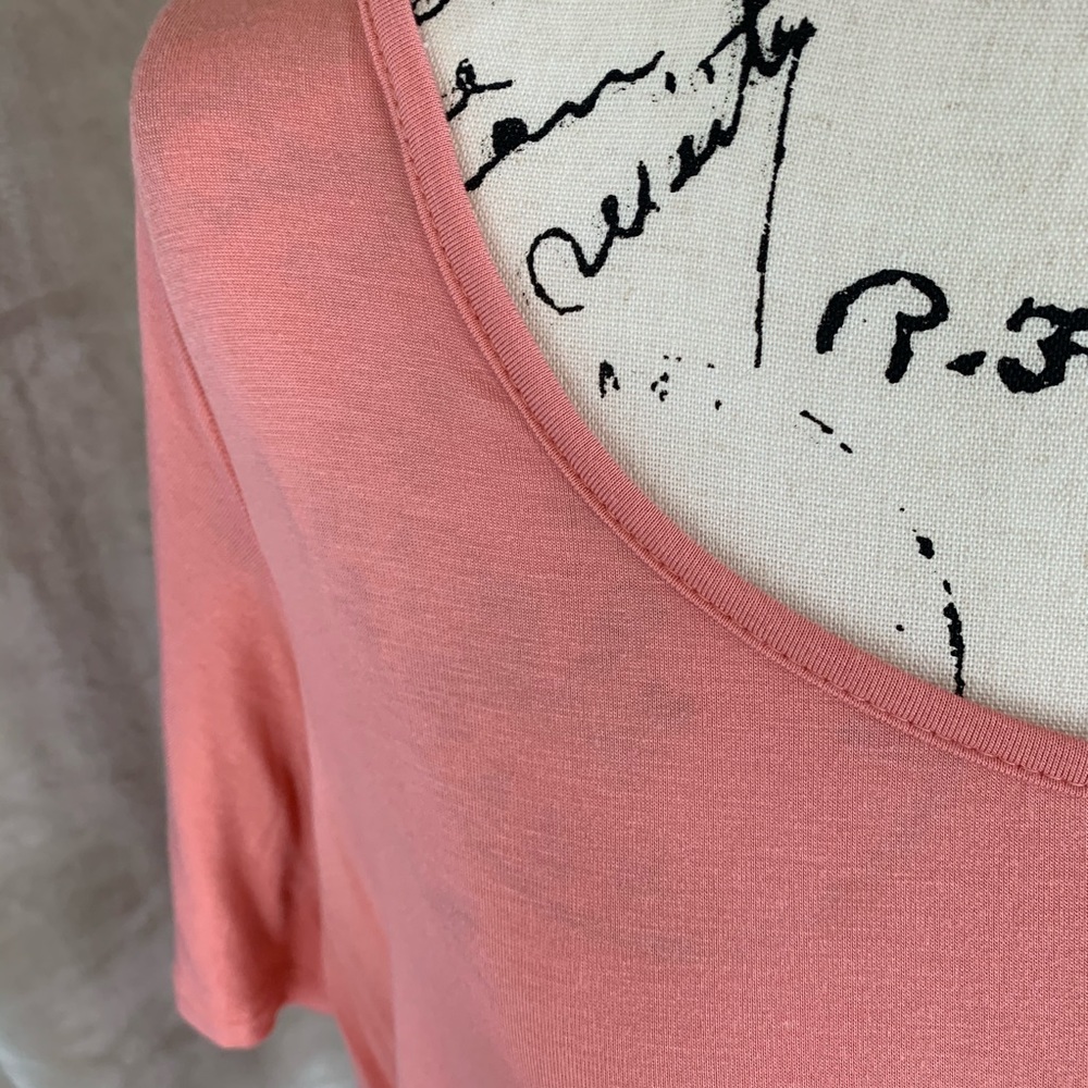 Jessica Simpson Coral Cotton Blend Top Soft Scoop Neck Short Sleeve Tee Coral 1X - Picture 5 of 14